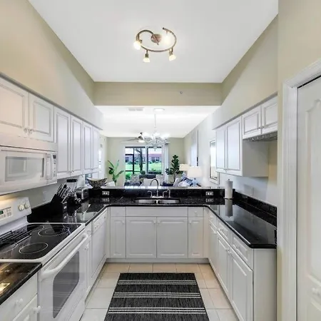 Beautiful 2 Bedroom Condo W/ Golf Membership Included